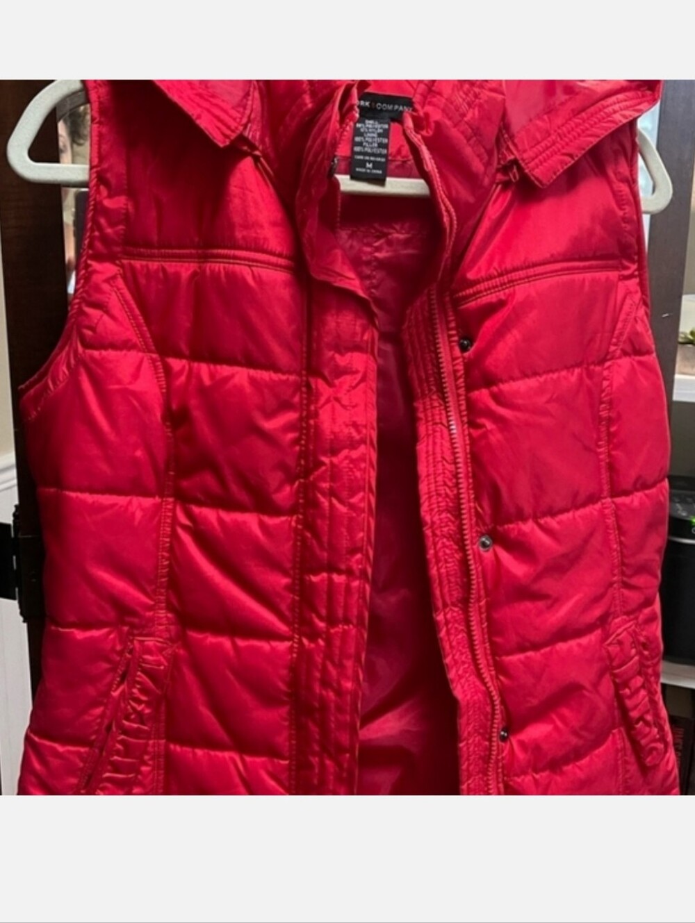 New York & Company Outerwear Red Puffer Vest Detachable Hood & Pockets Medium
